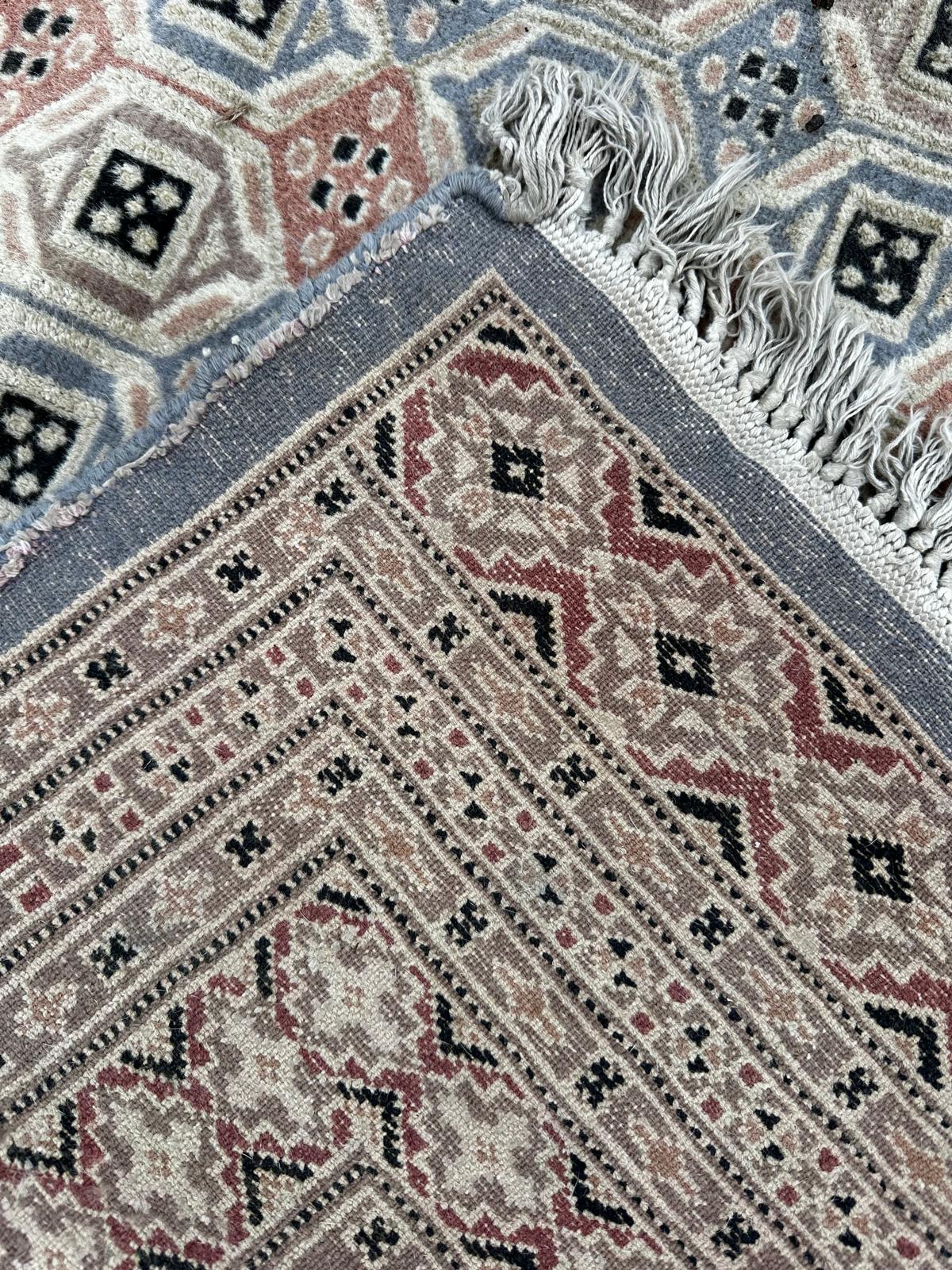 Grand tapis persan fait main 220cm x 330cm