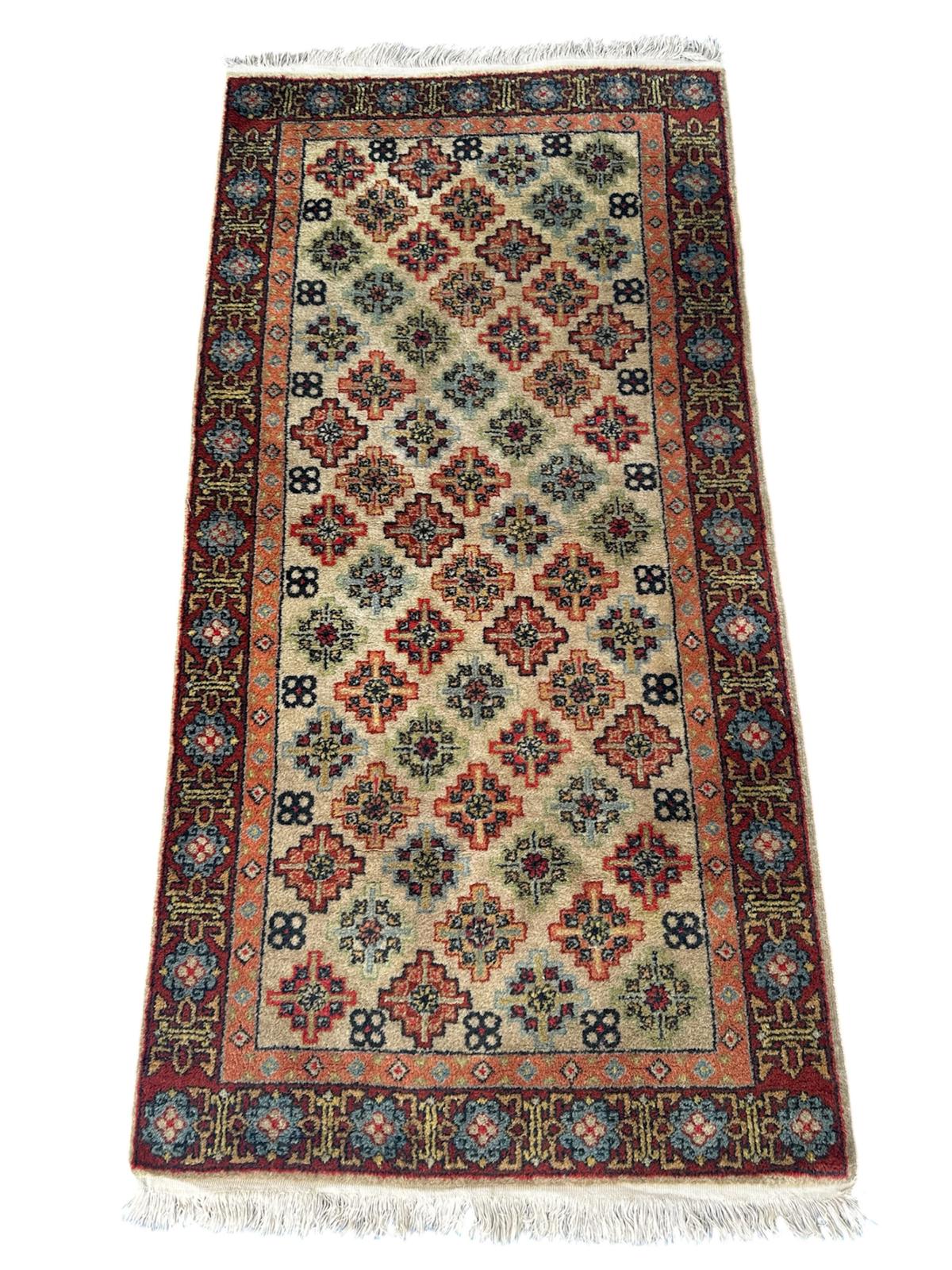 Tapis chinois fait à la main 190cm x 90cm