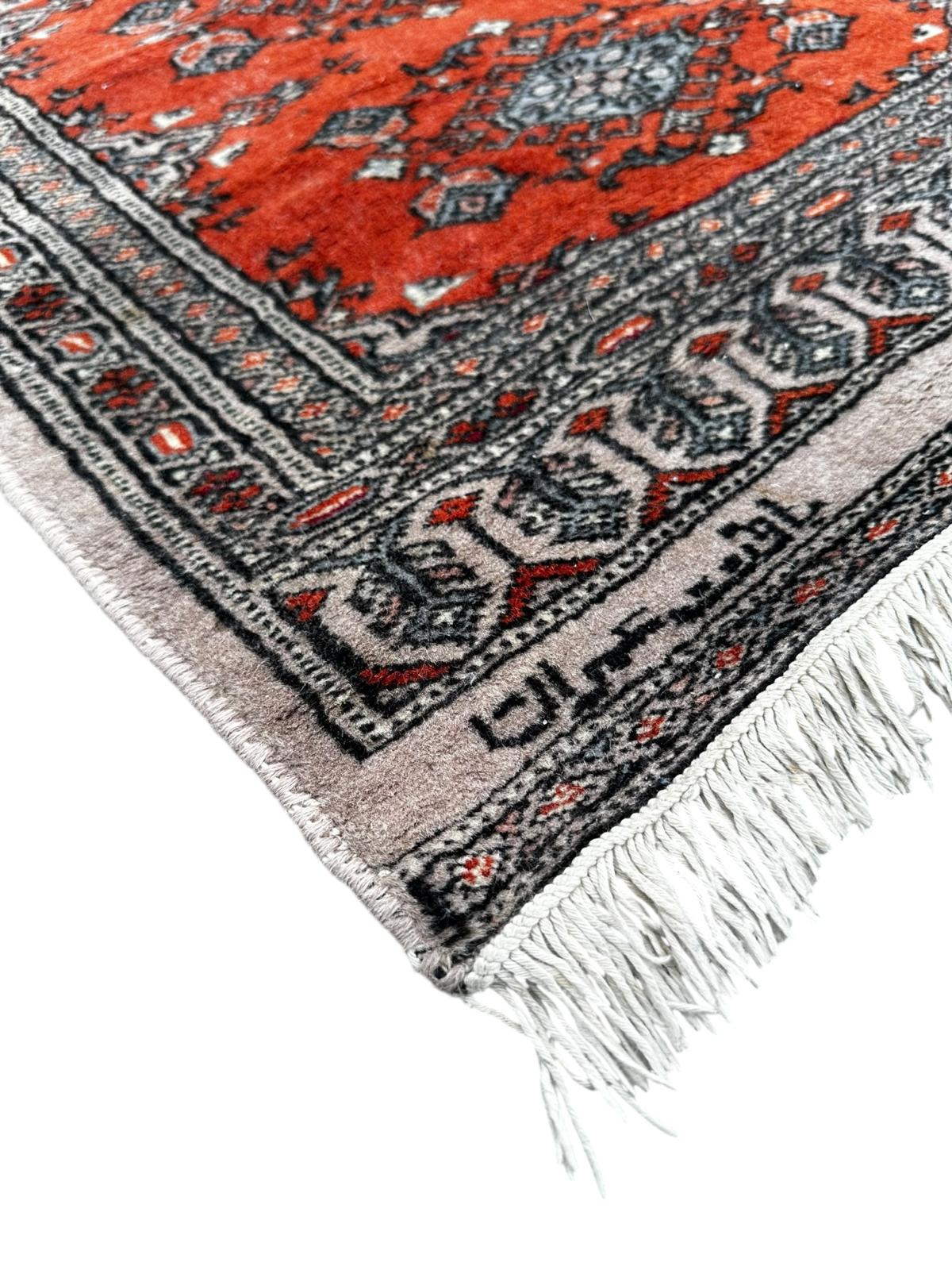 Tapis persan fait main 100cm x 60cm