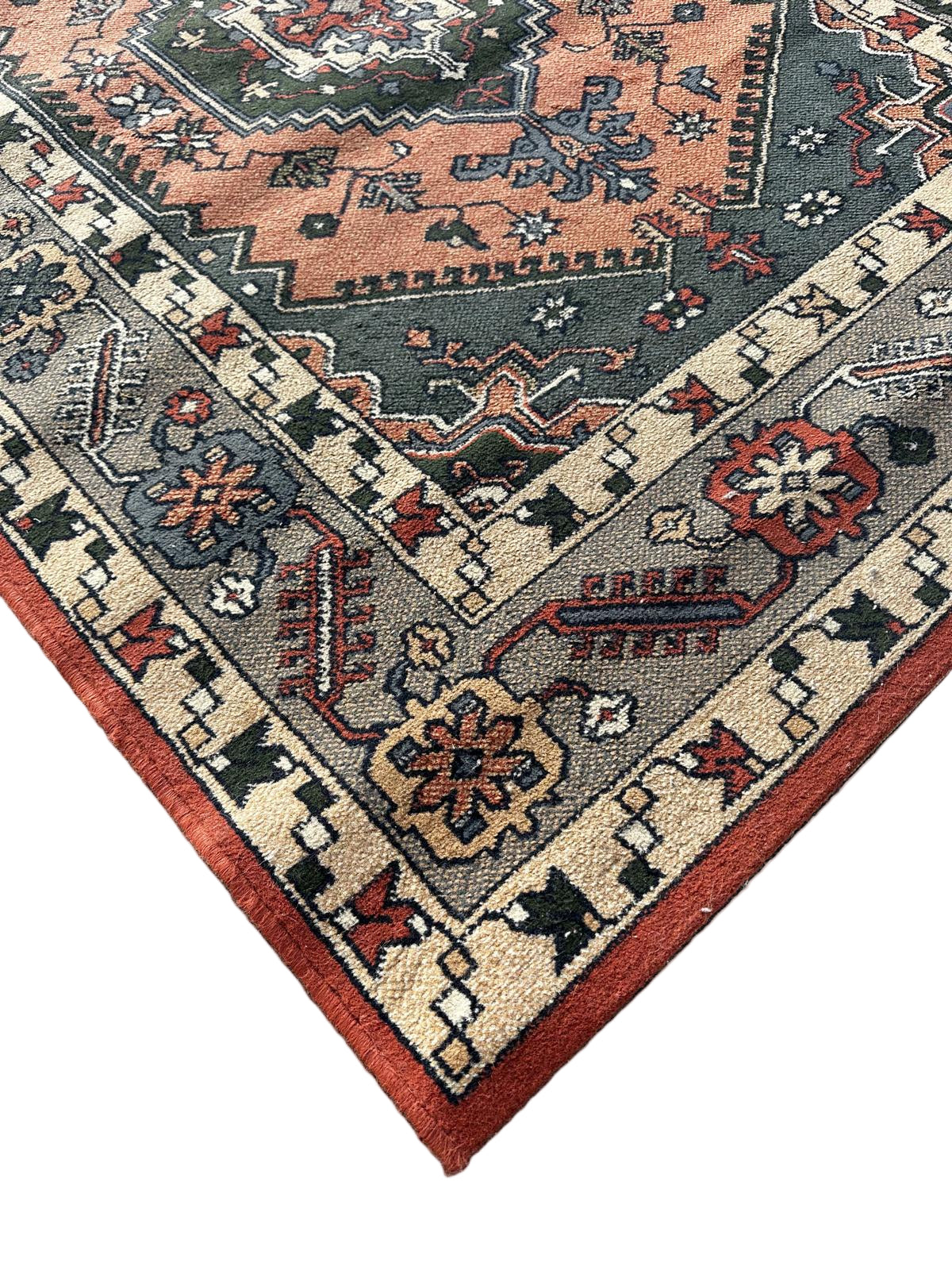 Tapis de style oriental 170cm x 120cm