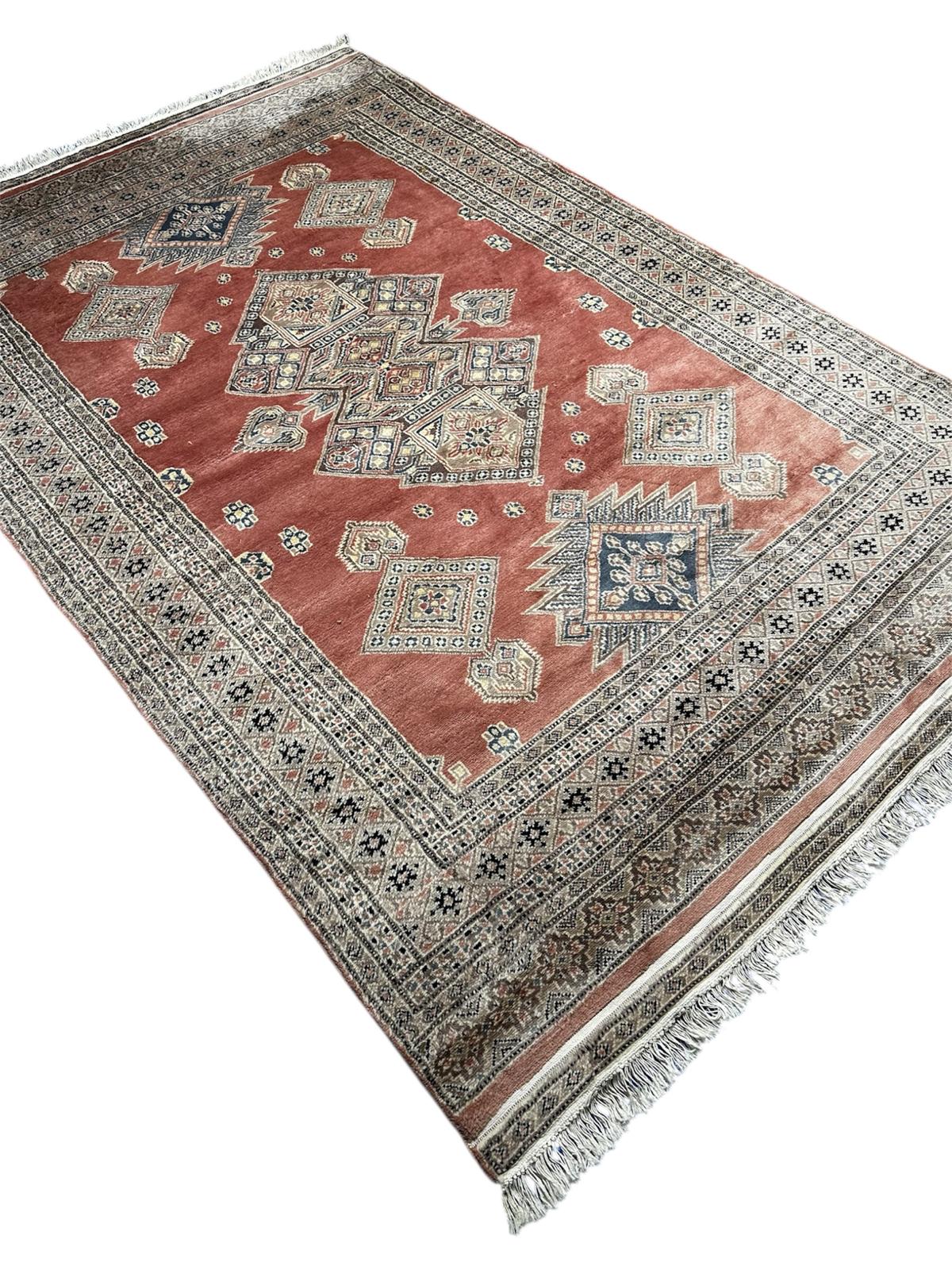 Grand tapis persan 3m x 2m