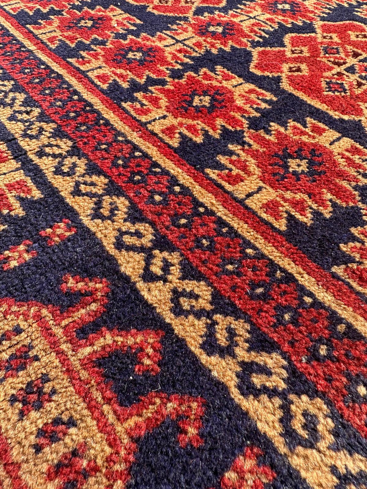 Tapis de style oriental 150cm x 90cm