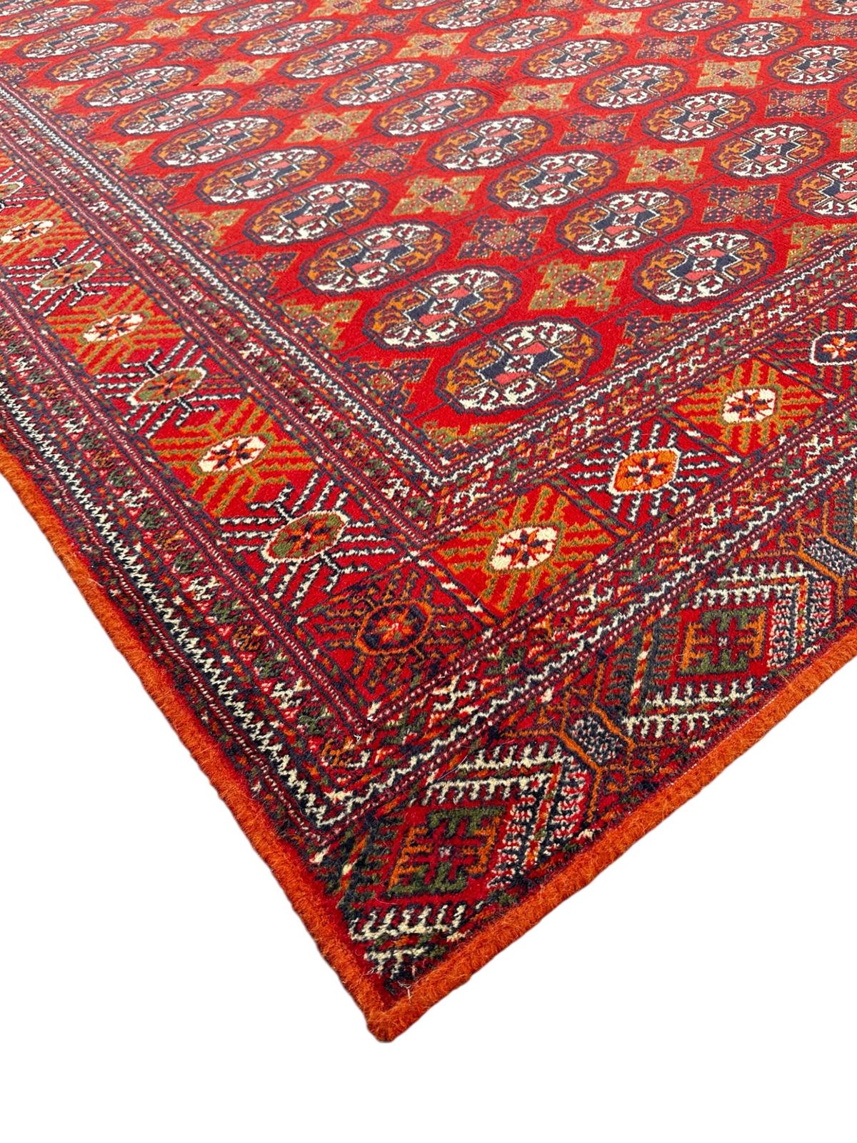 Tapis de style oriental 2m x 3m