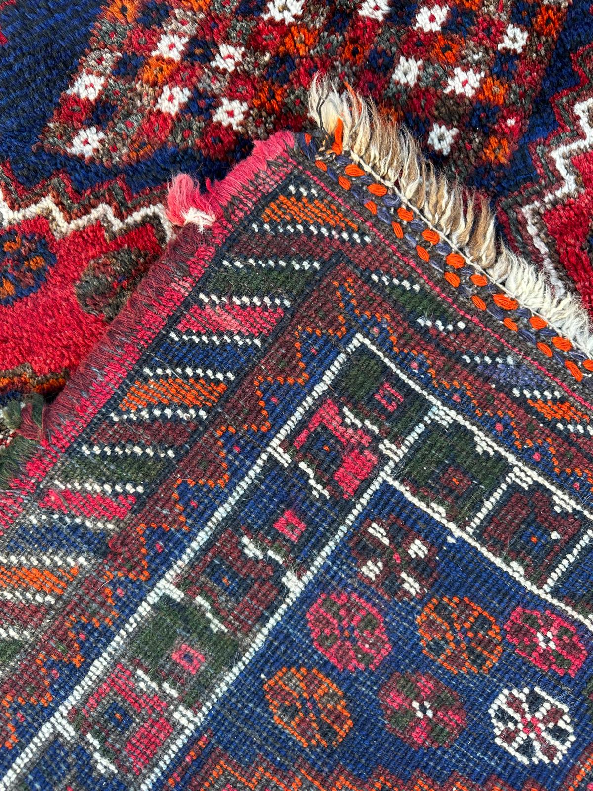 Tapis persan fait main 120cm x 190cm