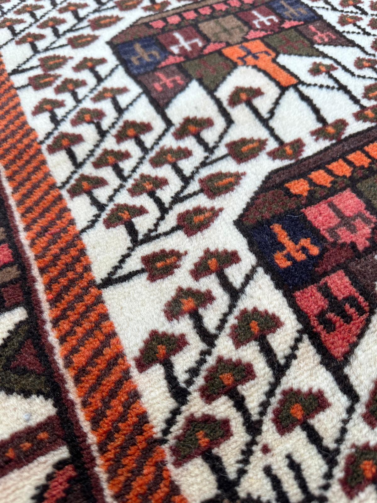 Tapis persan fait main 1,2m x 0,8m