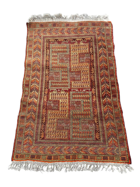 Tapis Turkmène fait main 140cm x 90cm