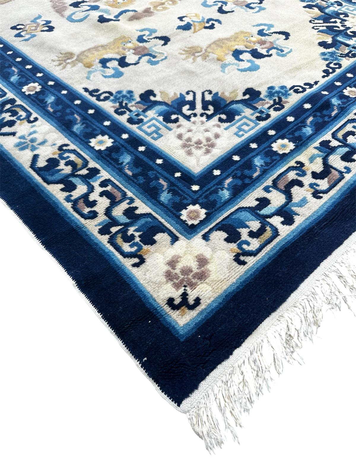 Tapis chinois fait main 190cm x 130cm