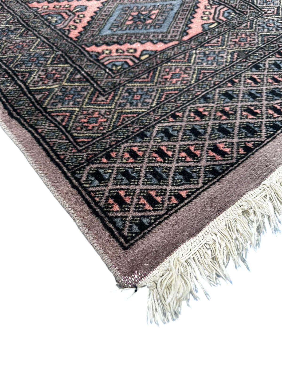 Tapis persan fait main 1m x 60cm