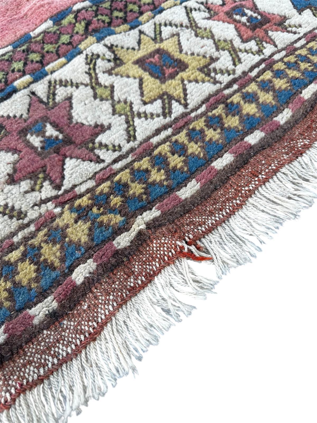 Tapis turc fait main 140cm x 190cm