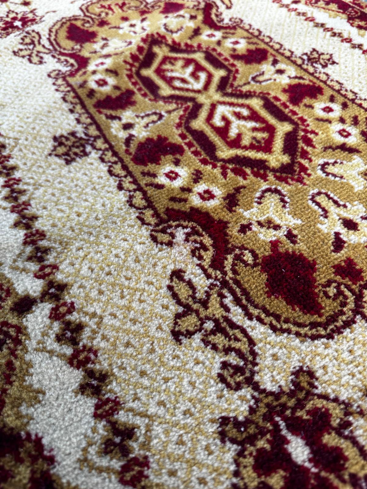 Tapis de style oriental 120cm x 60cm