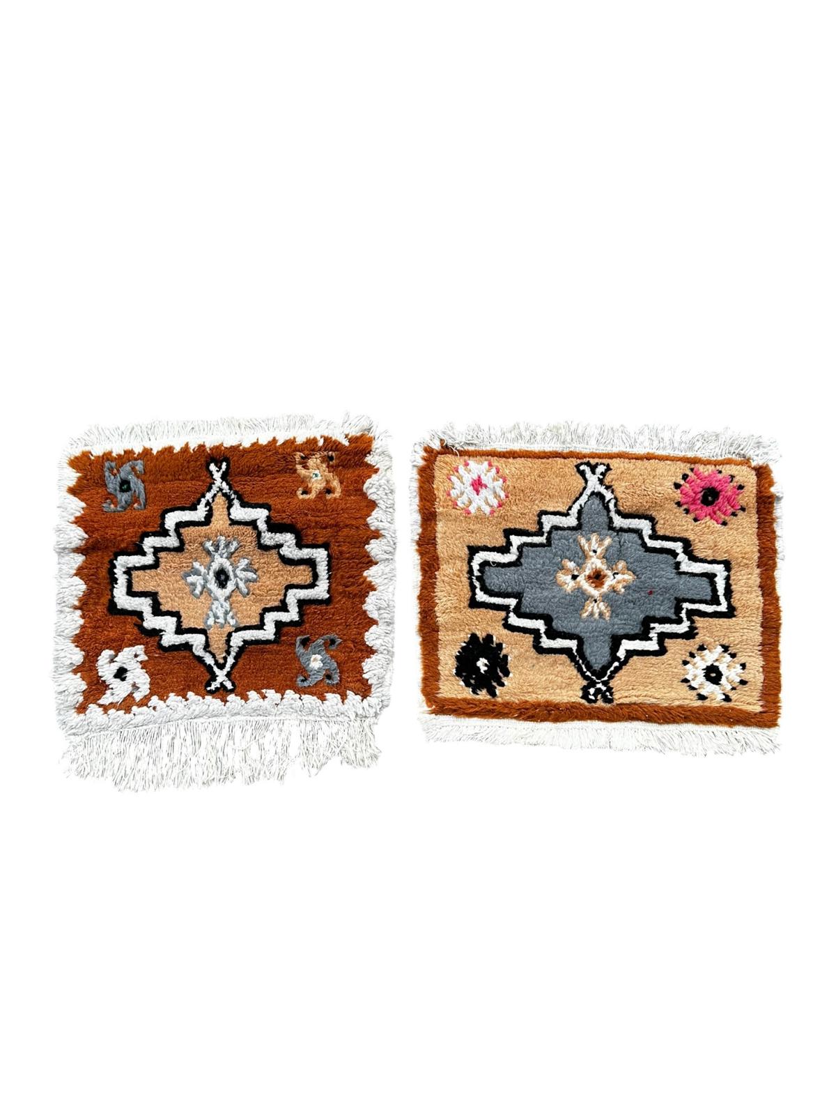 Paire de tapis tunisien carré fait main 45cm x 45cm