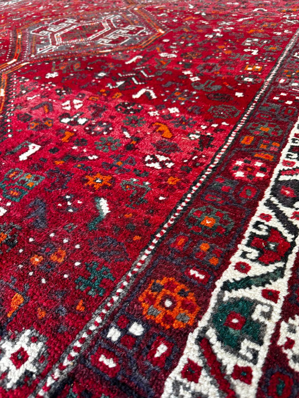 Tapis persan Shiraz fait main 2m x 3m