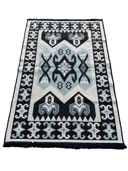 Tapis de style kilim 200cm x 135cm