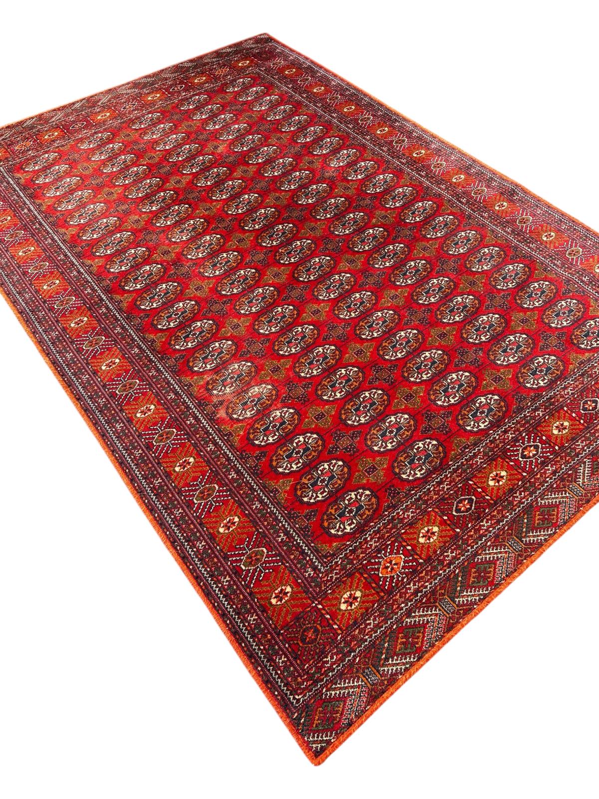Tapis de style oriental 2m x 3m