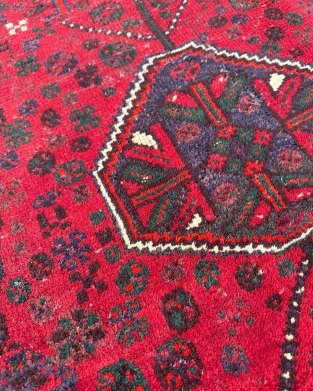 Tapis persan fait main 1,3m x 0,8m