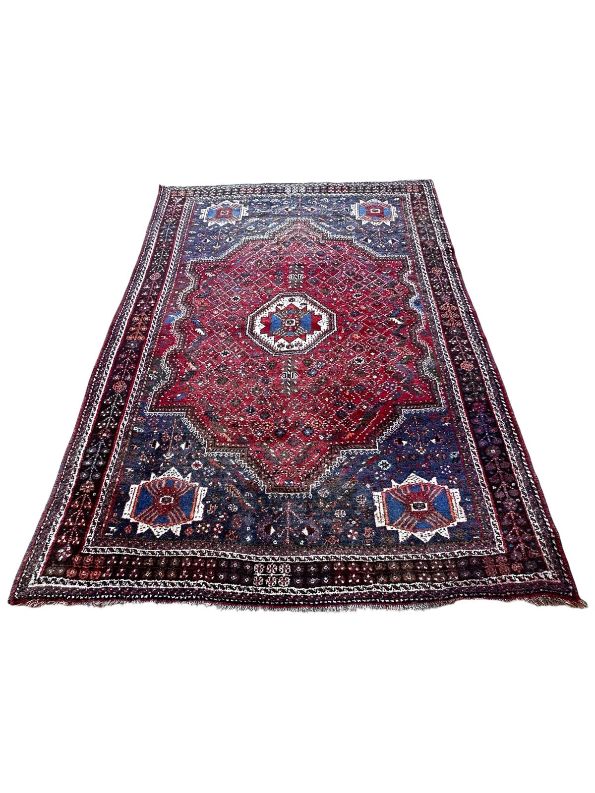 Tapis persan fait main 2m x 3m