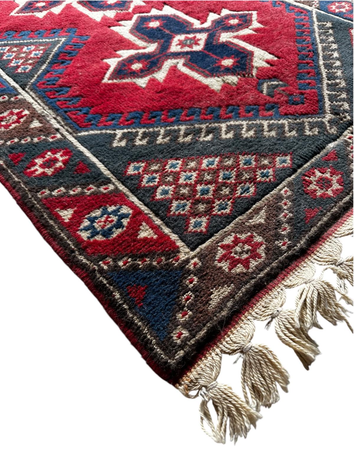 Tapis turc fait main 120cm x 80cm