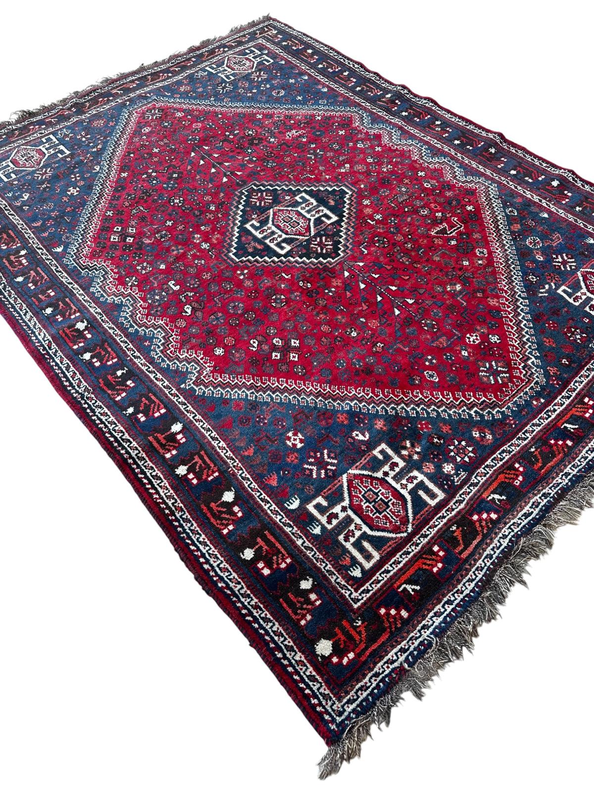 Tapis persan Shiraz fait main 2m x 3m