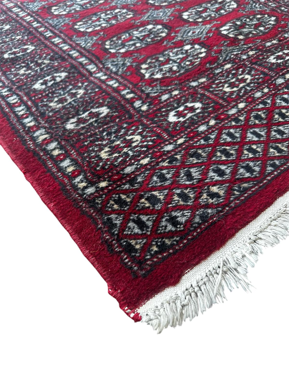 Tapis Boukhara fait main 120cm x 80cm