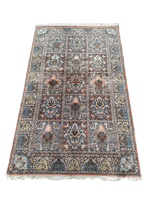 Tapis indien en soie 210cm x 120cm