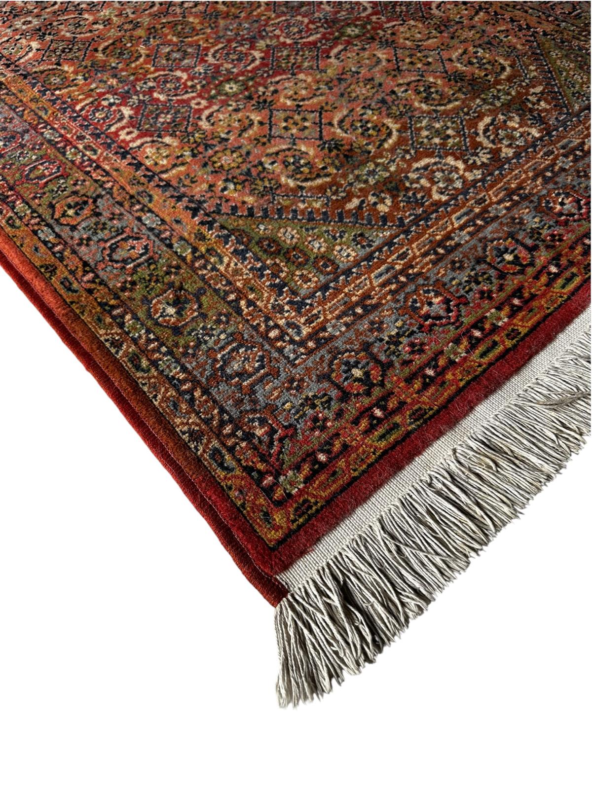 Tapis de style oriental 100cm x 205cm