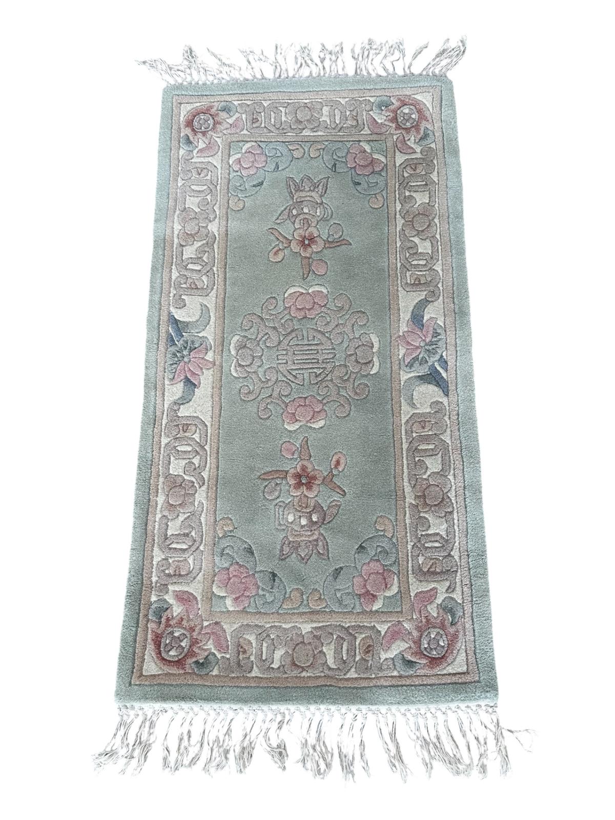 Tapis chinois fait main 120cm x 60cm