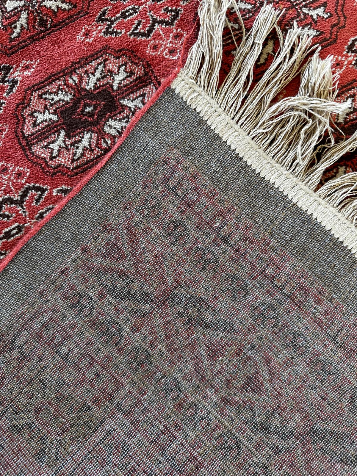 Tapis de style oriental 180cm x 133cm