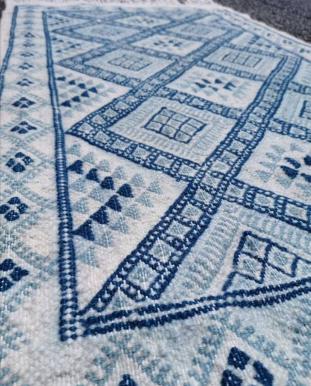 Tapis tunisien 1,6m x 0,7m
