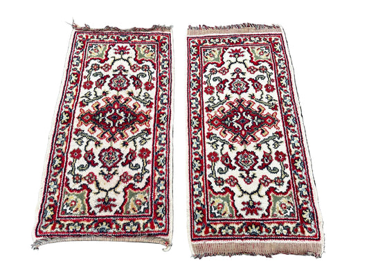 Paire de tapis de style oriental