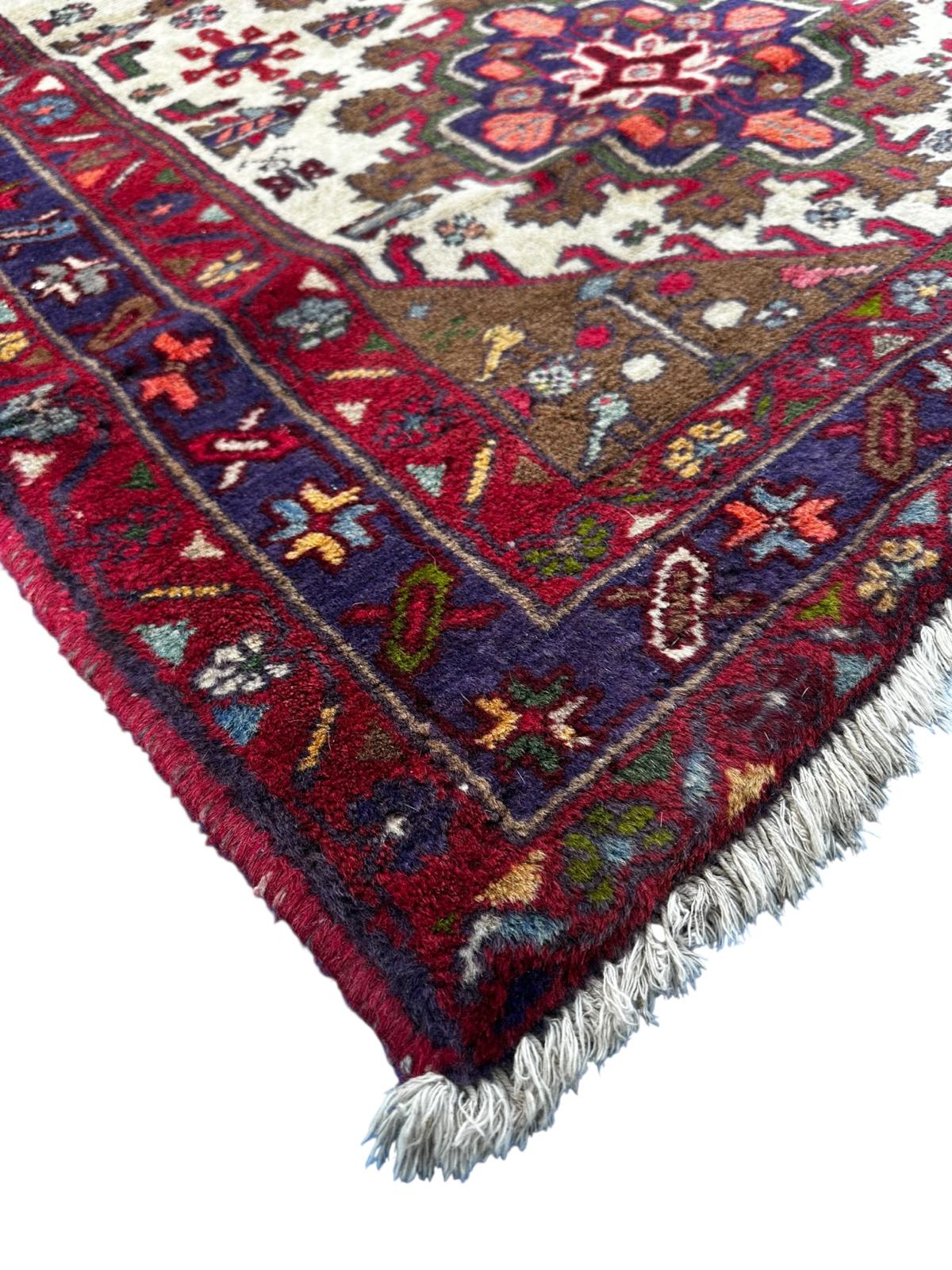Tapis persan fait main 160cm x 100cm