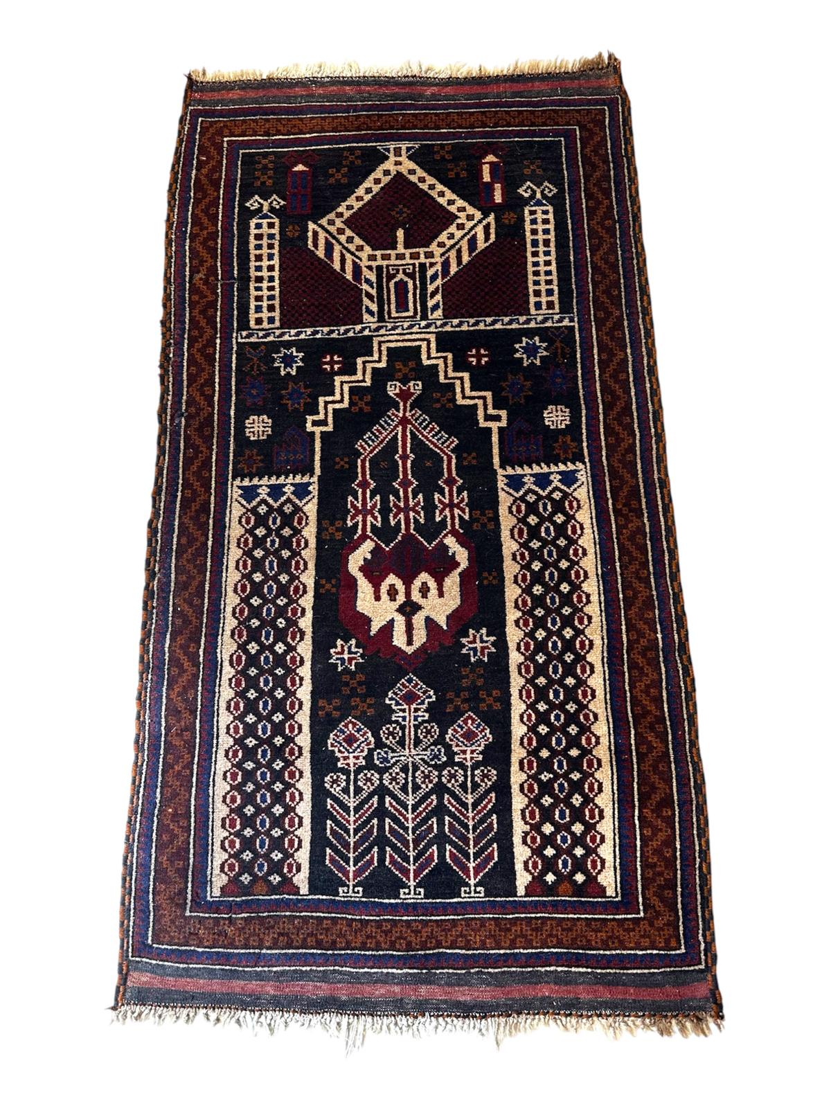 Tapis oriental fait main 160cm x 90cm