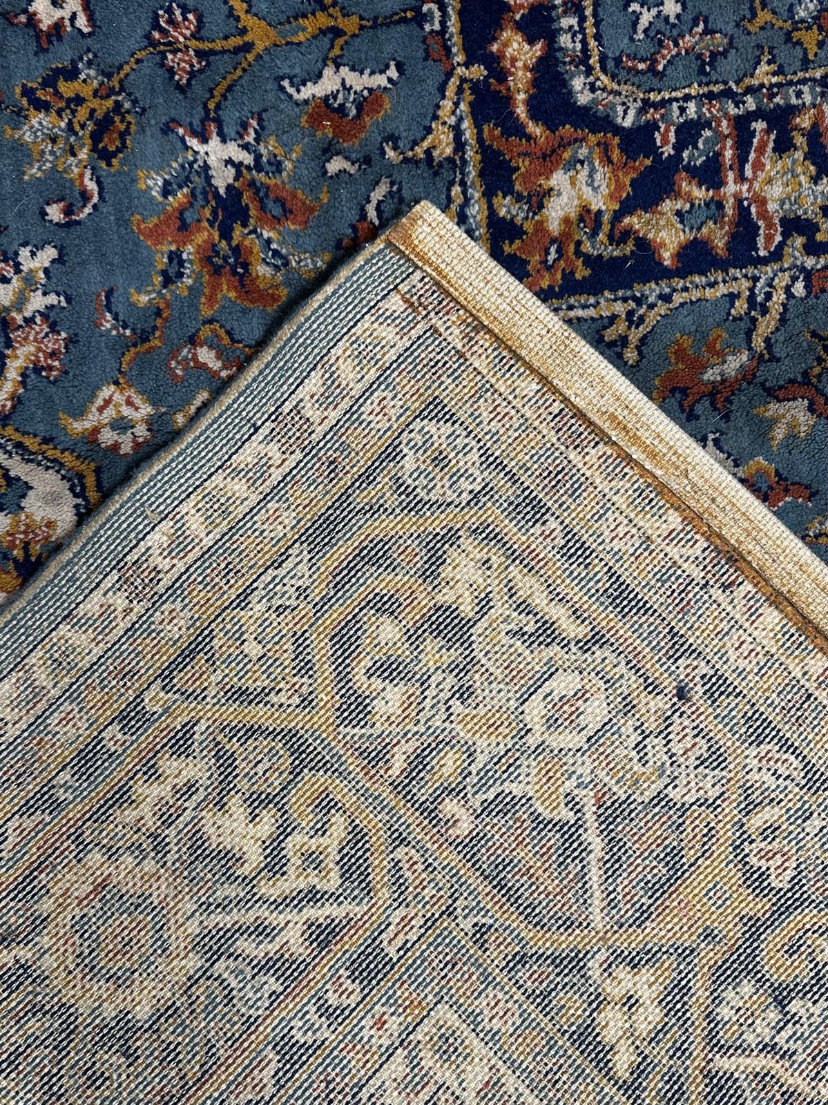 Grand tapis oriental 2m x 3m